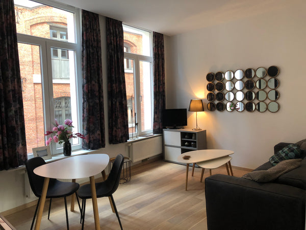Welkome! <br /><br />Located in a quiet street!<br /><br />Cosy and warm apartme  City center Antwerp  ⭐️top located⭐️ Entire rental unit vacation rental 22708143