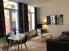 Welkome! <br /><br />Located in a quiet street!<br /><br />Cosy and warm apartme  City center Antwerp  ⭐️top located⭐️ Entire rental unit vacation rental 22708143