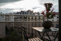 Studio avec balcon situé dans un quartier calme à proximité de Nation et de Mont Paris, France Studio avec balcon à Nation Entire rental unit vacation rental 12963216