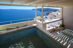 Immerse yourself in an exclusive experience, surrounded by a majestic scenery.<b Oia, Greece Canvas Suites | Aether Suite with Outdoor Jacuzzi Cycladic home vacation rental 40853674