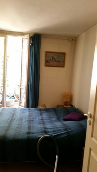 Jardin. Parking. Proche métro et tous commerces Paris, France Chambre sur jardin Private room in townhouse vacation rental 6781722