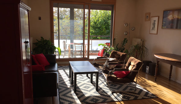 Grand T3 au coeur des pentes de la Croix-Rousse, 1er étage avec ascenseur et gar Lyon, France Grand T3 au coeur des Pentes, garage & terrasse Entire rental unit vacation rental 21432765
