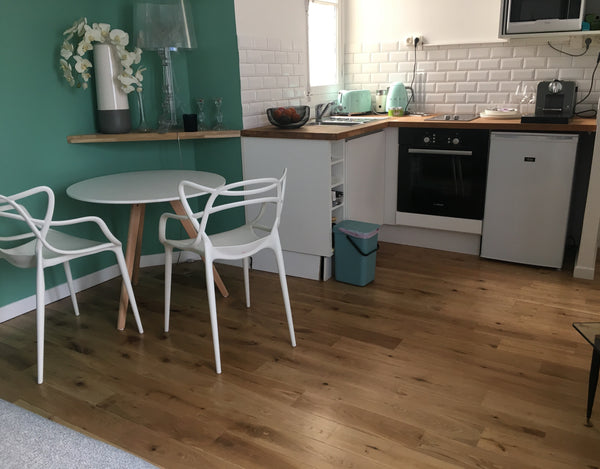 Bonjour à tous :) <br />Je vous présente mon appartement cosy de 34m2 situé au c Paris, France Appartement plein de charme, 34m2 17ème Entire rental unit vacation rental 23478835