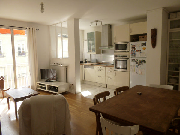 Hello!<br />A room in Paris 15th close to subway stations Balard / Lourmel (line Paris, France Cosy private room 75015 Private room in rental unit vacation rental 13030402