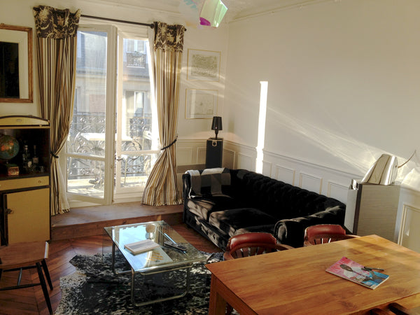 The flat is spacious and has period features, parquet floors, balcony with a vie Paris, France Charming typical Montmartre flat Private room in rental unit vacation rental 972474