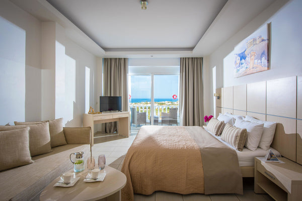 Die 36 m² Superior-Doppelzimmer eignen sich gut für Paare oder Familien mit bis   Superior Doppelzimmer in Hotel Matheo, Kreta Room in hotel vacation rental 553420892676849751