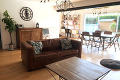 Maison familiale idéalement située pour visiter Bordeaux et ses alentours.  Vous Taillan-Médoc, France Maison chaleureuse aux portes du Médoc Entire home vacation rental 52592184