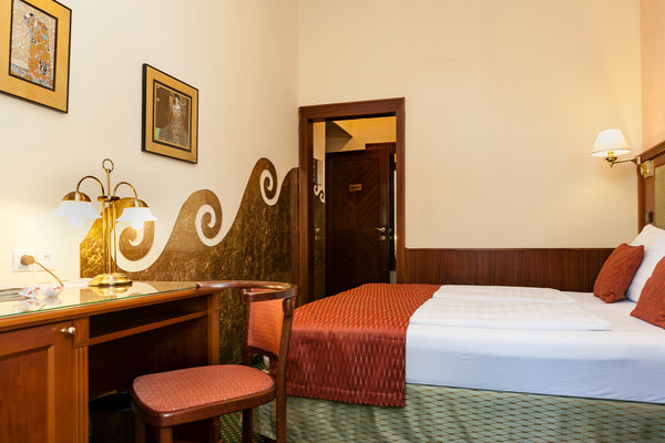 <b>The space</b><br />Enjoy a cosy room in our charming 4-star Art Nouveau Hotel  Cosy Double Room in a charming Art Nouveau Villa Room in boutique hotel vacation rental 29722880