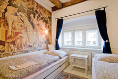 Affordable central space for six guests with ensuite bathroom and free WiFi. Com Czechia Stylish 2-Bedroom Ensuite with WiFI in Downtown Entire serviced apartment vacation rental 15013826