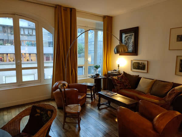 Notre logement de 80 m2 est composé d’un grand salon très cosy avec cuisine amér Paris, France Appartement chaleureux au coeur de Paris Entire rental unit vacation rental 13712219