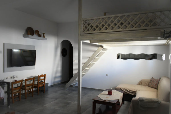 <b>License number</b><br />00000888682 Astypalea, Greece ΚΆΣΤΡΟ Α Cycladic home vacation rental 44412708