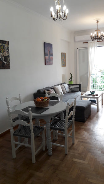 Cosy and quiet apartment close to Panormou and Katechaki metro stations, between Athens, Greece Panormou-Katechaki Metro: Cosy & quiet apartment Entire rental unit vacation rental 26617136