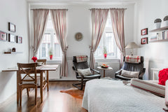 Tasteful pops of red and sophisticated patterns give this charming apartment a s Vienna, Austria Elegant Home Close to Palace Schönbrunn Entire rental unit vacation rental 210780