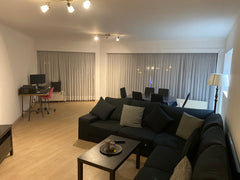 chambre spacieuse pour 2 personnes dans un quartier résidentiel avec ascenseur à  Grande chambre 2 personnes dans un bel appartement Private room in condo vacation rental 41370743
