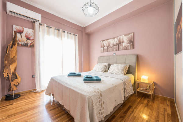 The apartment is located in Neos Kosmos - Koukaki area and is only 2 minutes awa South Athens, Greece Stylish Luxury Apartment near Acropolis Entire condo vacation rental 22802228