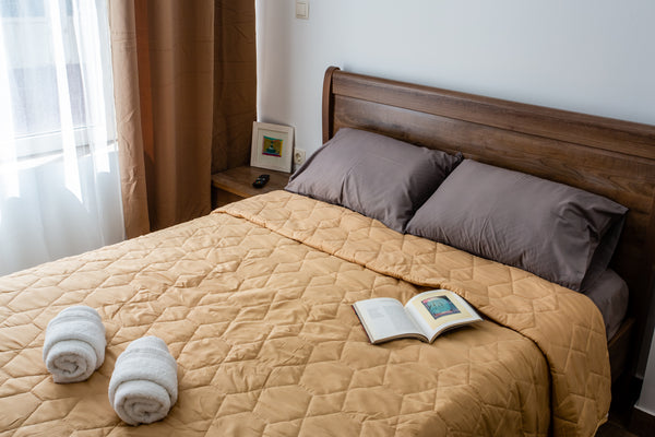 To κατάλυμα βρίσκεται στο Μοναστηράκι σε απόσταση μόλις 2 λεπτών με τα πόδια από GR Nina's Athens Rooms: ANEMONE Private room in condo vacation rental 49866696