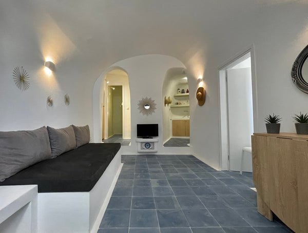 Old Winery Charm Suite<br />Enjoy your stay with your loved ones at the Old Wine Greece Old Winery Charm Suite Cycladic home vacation rental 44178324