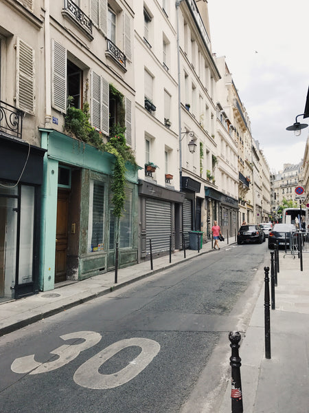 Newly refurbished studio, fully equipped, ideally located in the Haut-Marais, on Paris, France Studio haut marais/ quartier Arts et Métiers Entire rental unit vacation rental 19997909