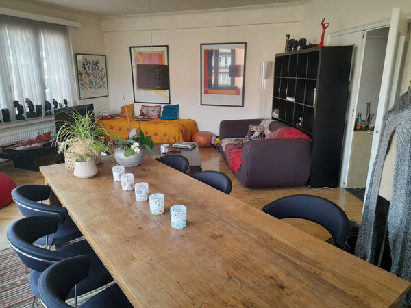 L'appartement est situé dans un quartier paisible et calme. À 10 minutes d'un de  Très bel appartement situé à proximité de tout Entire rental unit vacation rental 622362336170575453