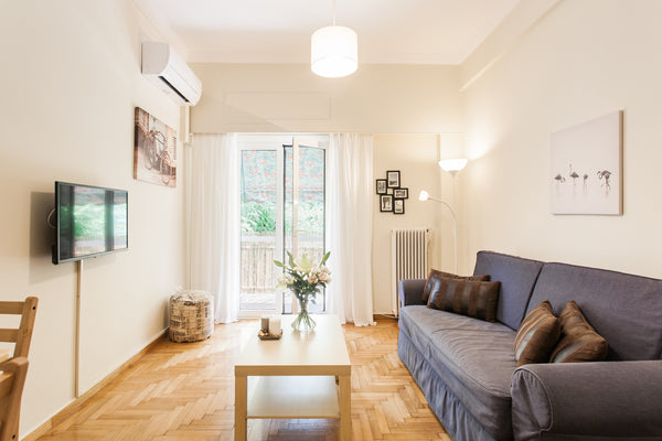 A gem apartment  with huge balcony in the center of Athens.  Being in the heart  Athens, Greece La maison de Philopappou Entire rental unit vacation rental 44160679