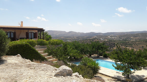 Wonderful quiet villa with swimming pool and view of the nearby beach of Kalamak Timpaki, Greece Villa Asteria -  pool, garden, sea view & privacy Entire home vacation rental 2760120