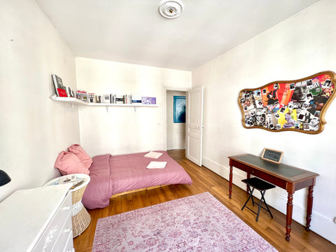 Appartement charmant dans le 18ème arrondissement de Paris !<br /><br />Dans une Pujaut, France Beautiful apartment near Montmartre 🌼 Entire rental unit vacation rental 29815447