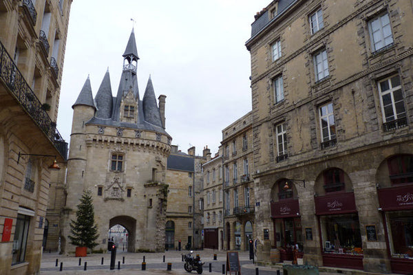 Idéalement situé dans le cœur de la ville, classée au patrimoine historique de l Paris, France JOLI DUPLEX - 85 M2 - CENTRE HIST Entire rental unit vacation rental 2482044