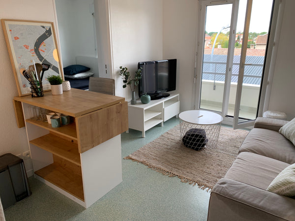 Joli appartement à Talence situé à 5 min à pied du centre de Talence.<br />Accès Mérignac, France Appartement - T2 - cosy à Talence centre Entire condo vacation rental 47370801