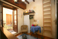 Margot's House - a haven of Cretan luxury<br /><br />We have recently completed  Kriti, Greece old stone house,old habour chania Entire home vacation rental 377309