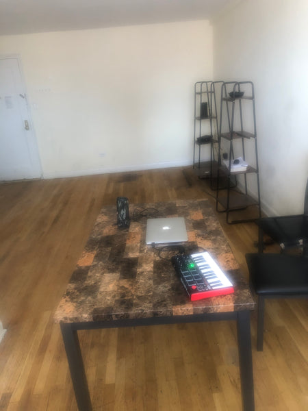 Laundry in building, 5 minutes from queens center mall, Long Island railroad, e  New York, United States Rental unit in Queens · 1 bedroom · 1 bed · 1 bath Entire rental unit vacation rental 45282181
