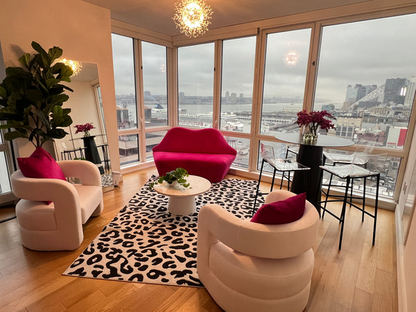 Stylish one bedroom unit in a gorgeous ultra-modern building. Feels like you're  New York, NY Rental unit in New York · ★5.0 · 1 bedroom · 1 bed · 1 bath Entire rental unit vacation rental 1045194532442460803