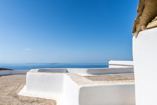 House of Cycladic architecture 80sqm, with 80sqm terrace and goddess in the Aege  