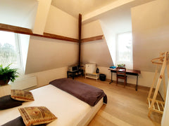 Magnifique chambre super équipée ( frigo, four combi micro-ondes, machine Senseo Sint-Genesius-Rode, Belgium Superb room in a lovely cottage full of charm. Private room in guesthouse vacation rental 49603364