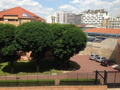 Nice and safe family neighboorhood.<br /><br /><b>The space</b><br />Bonjour and Paris, France Nice 13m2 bedroom in a 2 bedrooms flat Private room in rental unit vacation rental 1216267