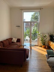 Lichtrijk appartement met veel ruimte, groen en een terras waar je van 's middag Grimbergen, Belgium Appartement met terras in Elsene Entire rental unit vacation rental 671509471213208115