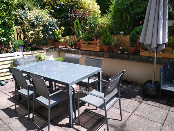 Note à nous même : Découvrir la ville mais en éviter ses inconvénients..<br />Ve Lyon, France Bel appartement avec grande terrasse, centre ville Entire condo vacation rental 44143585