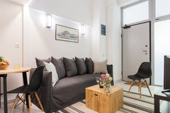 This May 2019 renovated studio-loft, right in the city center, is close to famil Athens, Attica, Greece Be based in this groovy loft in the CITY CENTER!! Entire loft vacation rental 34596956