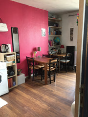 Joli appartement au dernier étage d'un immeuble de la rue Lepic. <br />28 m2, pi Paris, France Cosy apartment Montmartre Lepic Entire rental unit vacation rental 11361017