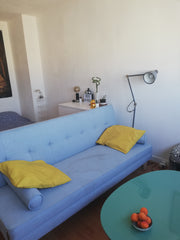 Charmant studio très ensoleillé à Paris dans un immeuble calme, à deux pas du ma Paris, France Charmant studio à Paris -Nice studio in Paris Entire rental unit vacation rental 29424406