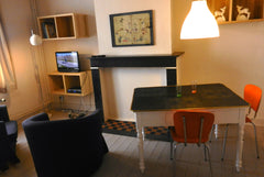 <b>The space</b><br />A Forest, au sud de la ville à 5 minutes en train de la Ga  sud Bruxelles - studio long séjour Entire rental unit vacation rental 1155898