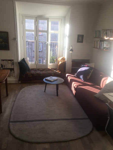 Ideally located one-bedroom apartment in the old part of Islands Brygge. Sunny,  Copenhagen, Denmark Quiet central flat by sea and park Entire rental unit vacation rental 1274150