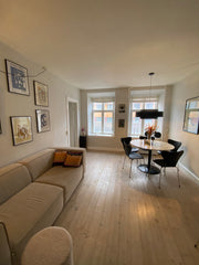 Nyd en stilfuld oplevelse i denne centralt beliggende bolig. 3 værelses lejlighe Helsingør, Denmark Skøn 3 værelses lejlighed med fantastisk gård Entire condo vacation rental 619935104103850185