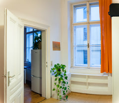 Small room with sofa-bed, drawers and cupboard. Ideal for one person. For 2 peop Vienna, Austria Quite room close to the center Private room in rental unit vacation rental 8915427