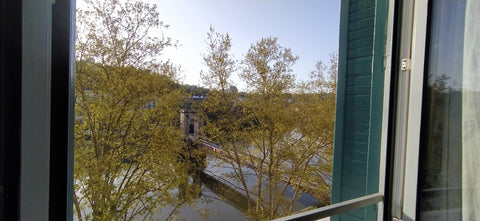 Bonjour, je loue mon appartement de 45m² pour la période de la Fête des Lumières Toulouse, France Appartement, vue sur Saône Entire rental unit vacation rental 776527312551147738