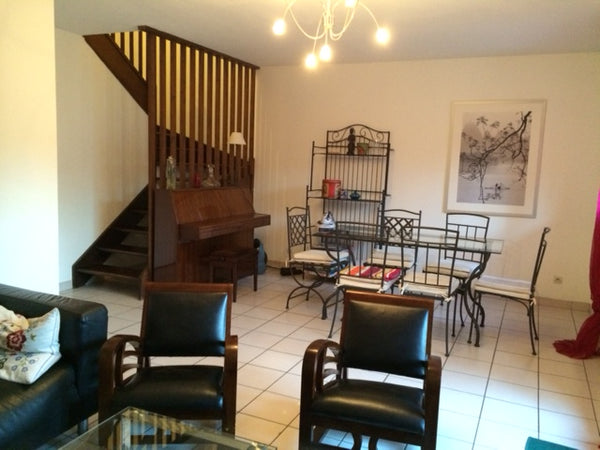 Maison dans résidence sécurisé avec piscine collective. (Ouverte de juin a septe Talence, France Maison 6 personnes/piscine collective Entire home vacation rental 6920583