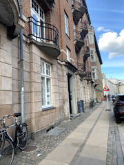Dejlig lejlighed i hjertet af Købehavn og midt i Christianshavns flotte omgivels Copenhagen, Denmark Lovely apartment in central Copenhagen Entire condo vacation rental 593538210606124644