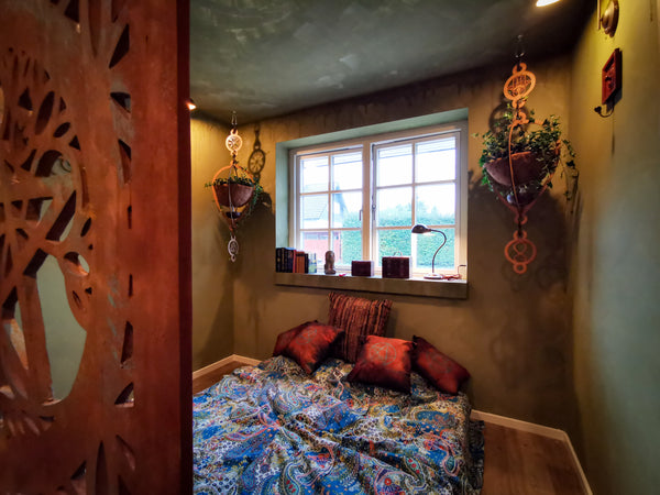 Two amazing rooms, each is designed from the ground up by an artist. Dogs/animal Copenhagen, Denmark The Lair & The Rainbow Room – w/organic breakfast Private room in home vacation rental 50976610