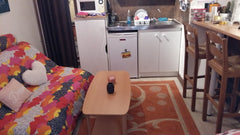 Petit studio dans un immeuble typique du vieux lyon à 2 mn du métro Vieux Lyon e Paris, France Studio Cosy au coeur de Lyon Entire rental unit vacation rental 9807016