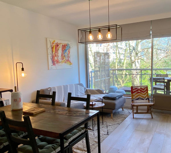 Superbe studio meublé et spacieux de 50m² au 2e étage d'un immeuble très calme a Uccle, Belgium Studio cosy et lumineux Entire rental unit vacation rental 577979252713040972
