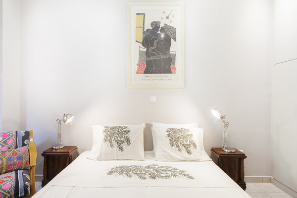 Kick back in the tranquil, leafy courtyard and soak up the history of this brigh Greater London, England, United Kingdom Apartment with Leafy Backyard Steps from the Acropolis Entire rental unit vacation rental 401423
